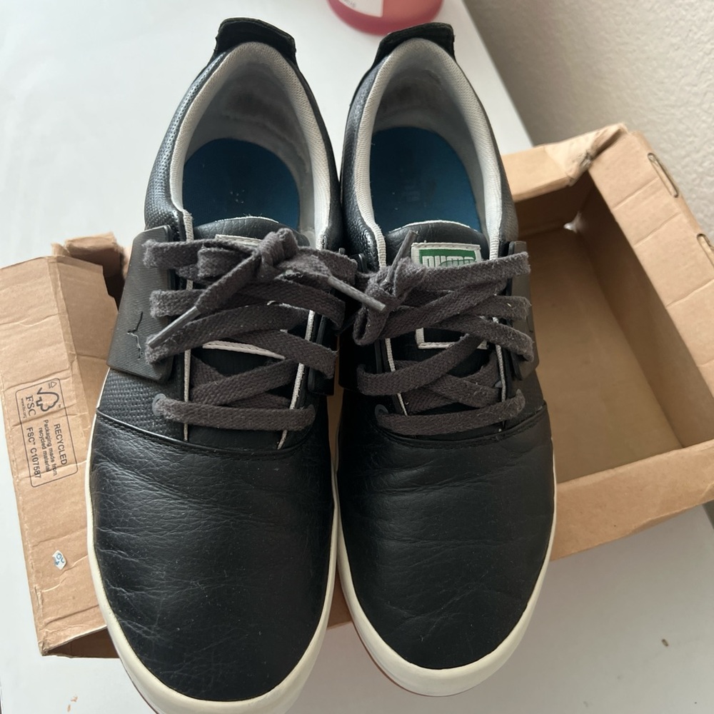 Puma Men's Black and White Sneakers - Picture 3 of 7